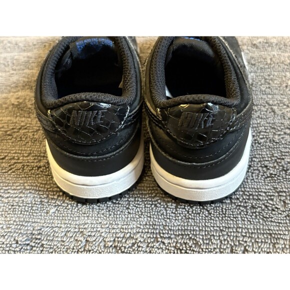 Nike Dunk Low SE Black Croc (TD) Size 8C FV7474-001 - Picture 4 of 6